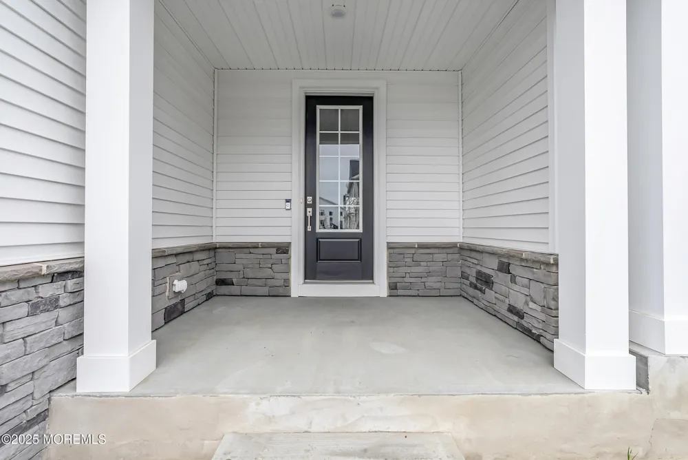 173 Woolley Court Oakhurst, NJ 07755