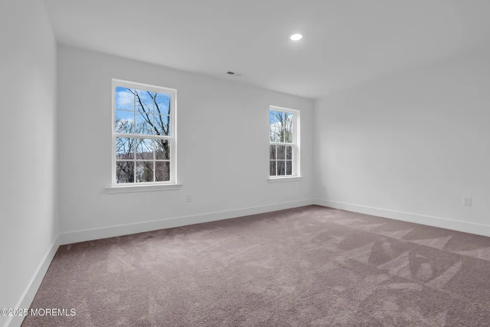 173 Woolley Court Oakhurst, NJ 07755