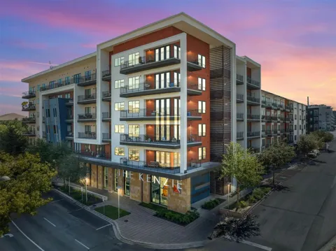 3201 Esperanza Crossing #446