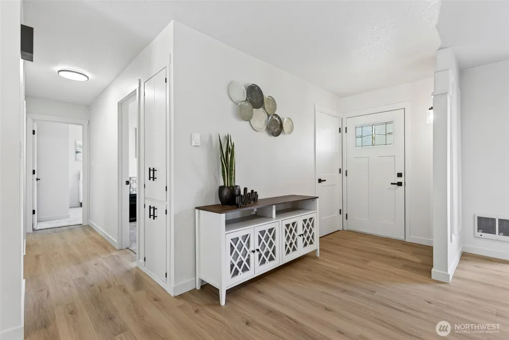 2839 Parkview Drive Longview, WA 98632