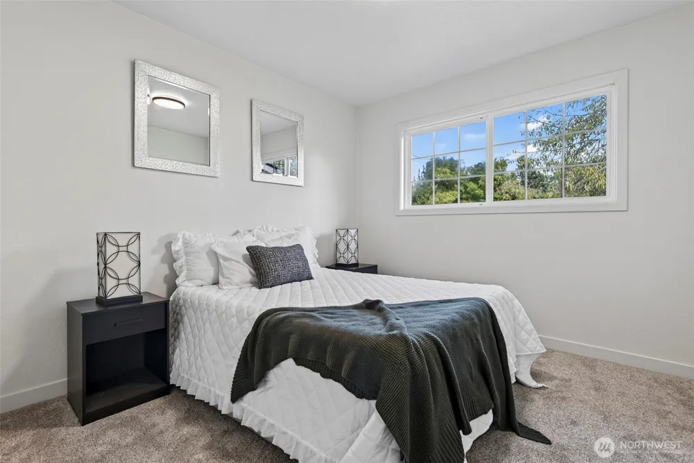 2839 Parkview Drive Longview, WA 98632