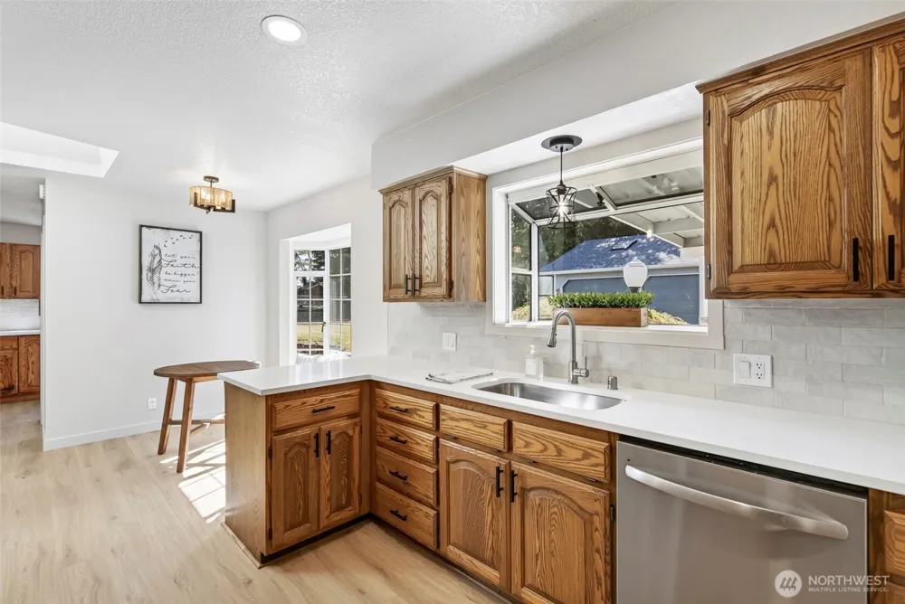 2839 Parkview Drive Longview, WA 98632