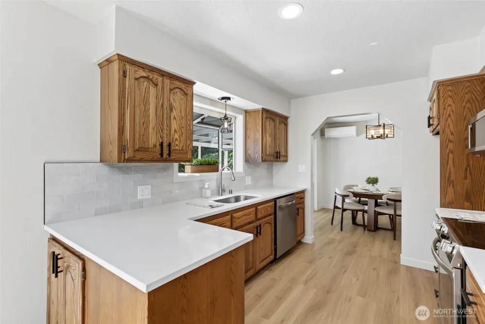 2839 Parkview Drive Longview, WA 98632