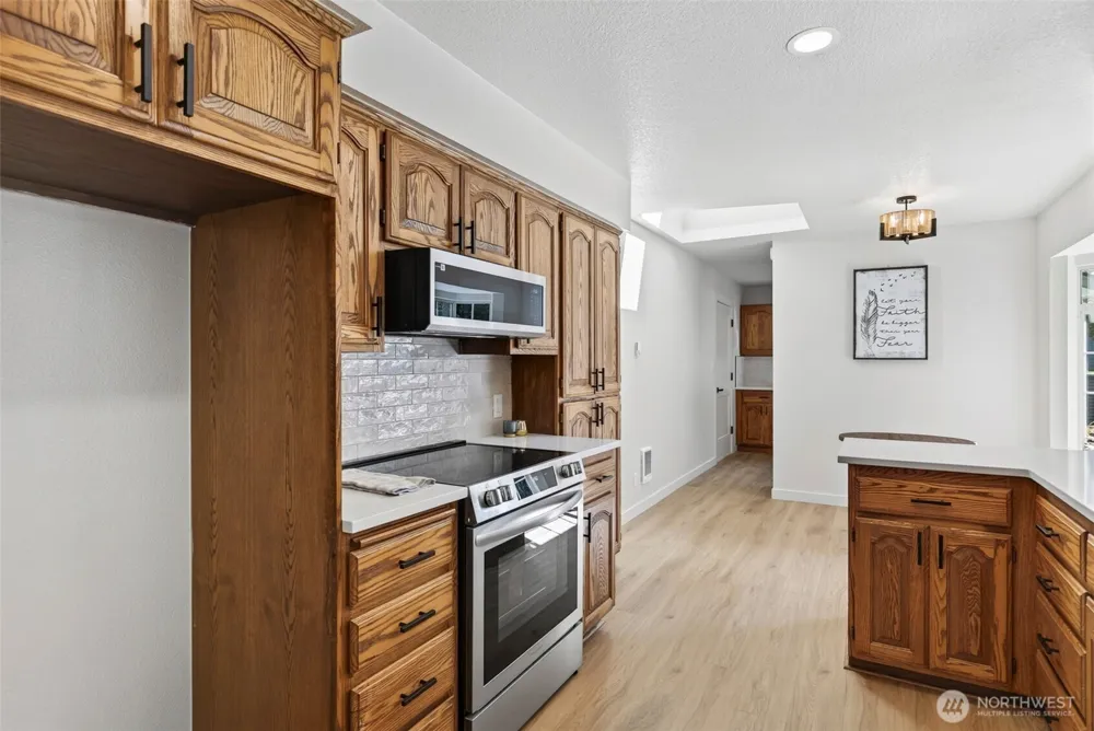 2839 Parkview Drive Longview, WA 98632