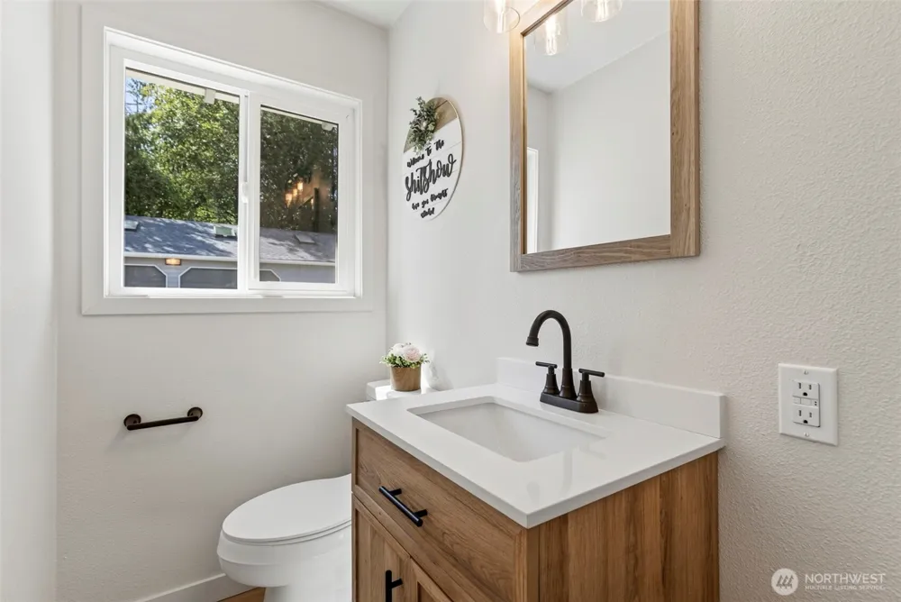 2839 Parkview Drive Longview, WA 98632