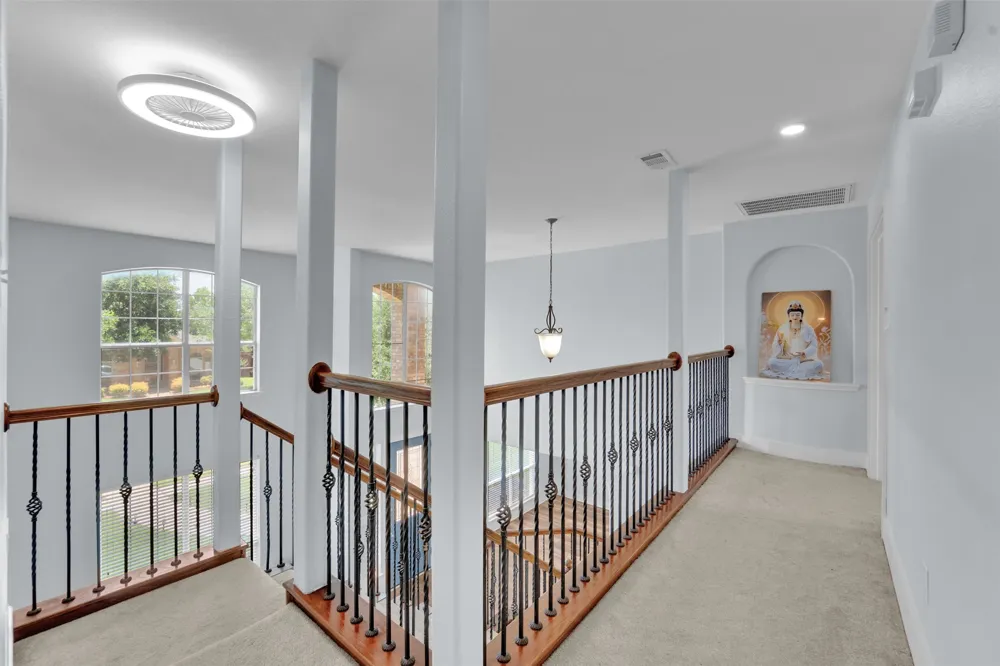 615 Lone Ridge Way Murphy, TX 75094