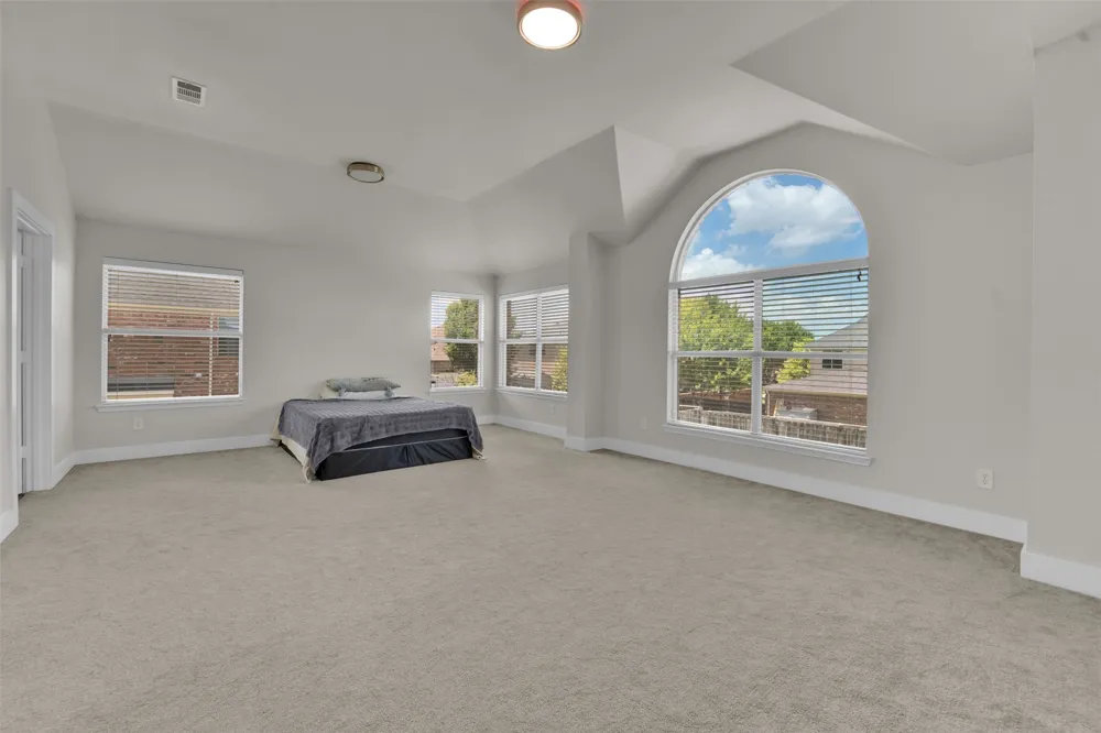615 Lone Ridge Way Murphy, TX 75094