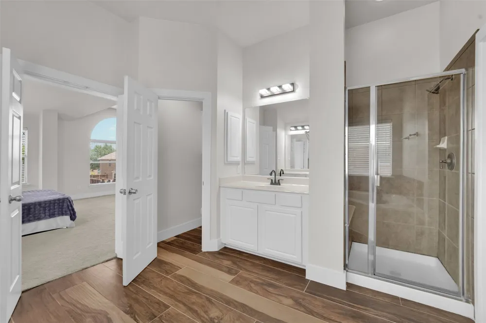 615 Lone Ridge Way Murphy, TX 75094