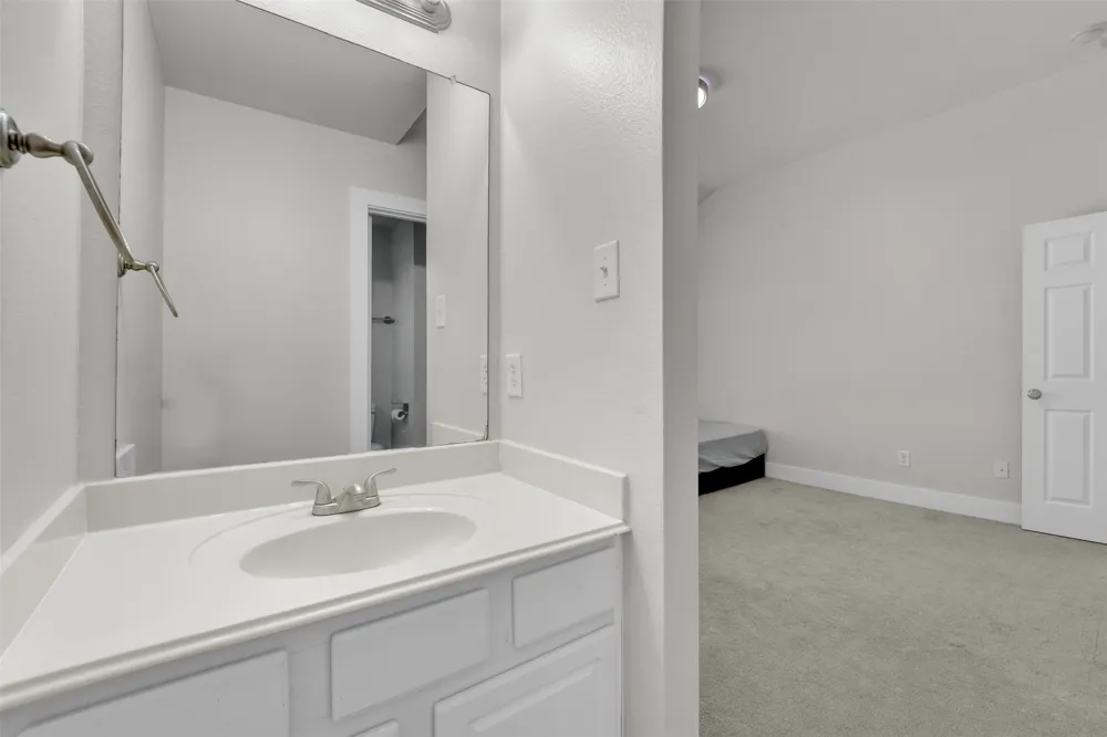 615 Lone Ridge Way Murphy, TX 75094