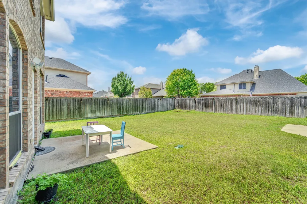 615 Lone Ridge Way Murphy, TX 75094