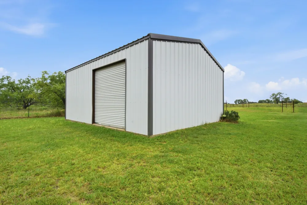 5599 S Fm 113 Millsap, TX 76066