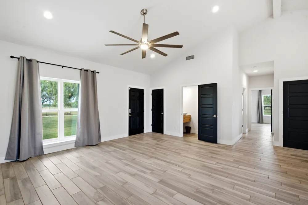 5599 S Fm 113 Millsap, TX 76066