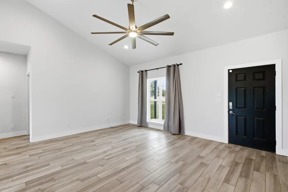 5599 S Fm 113 Millsap, TX 76066