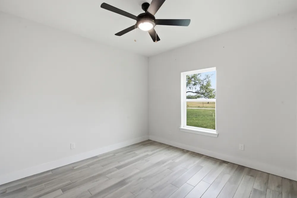 5599 S Fm 113 Millsap, TX 76066