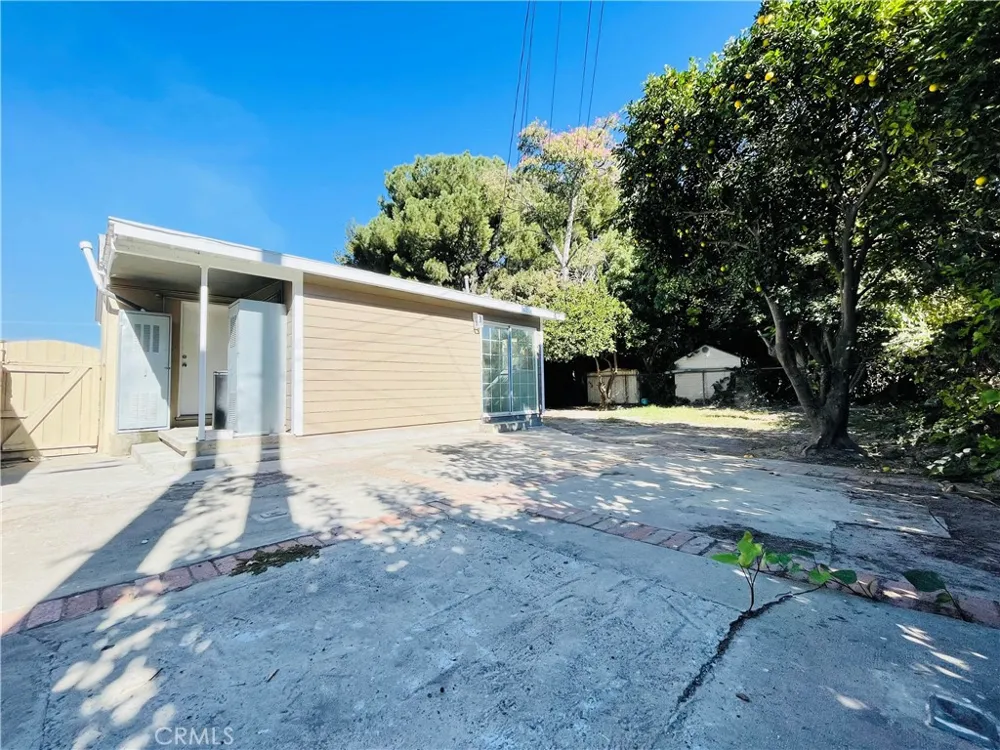 1852 Grier Pomona, CA 91766