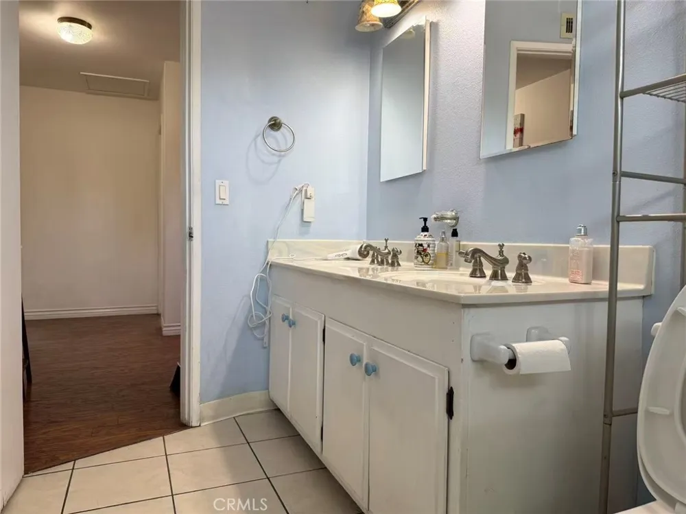 20744 Earlgate Diamond Bar, CA 91789