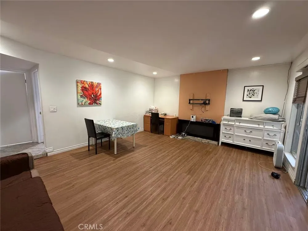 20744 Earlgate Diamond Bar, CA 91789