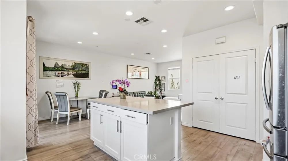 3383 Lynd Arcadia, CA 91006
