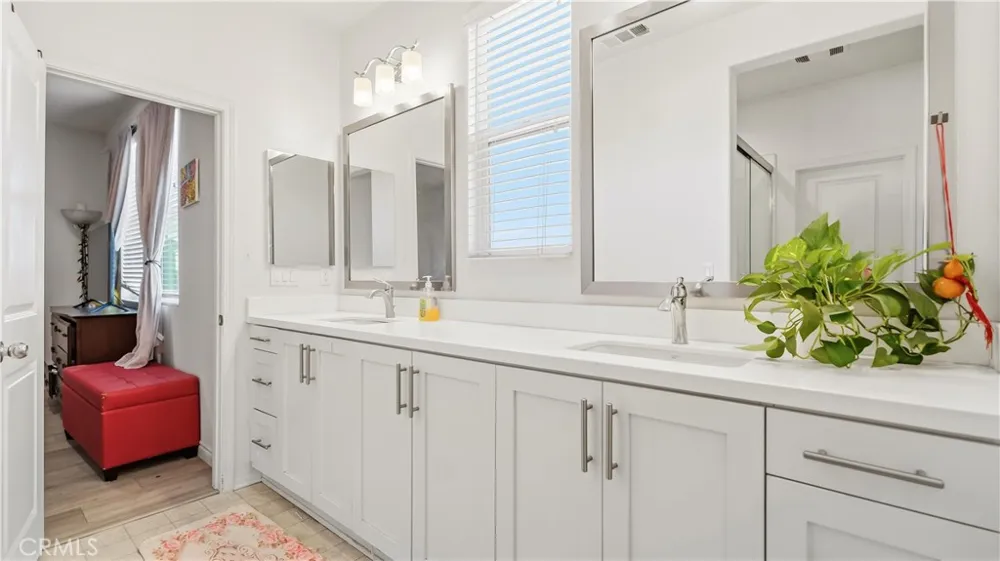 3383 Lynd Arcadia, CA 91006