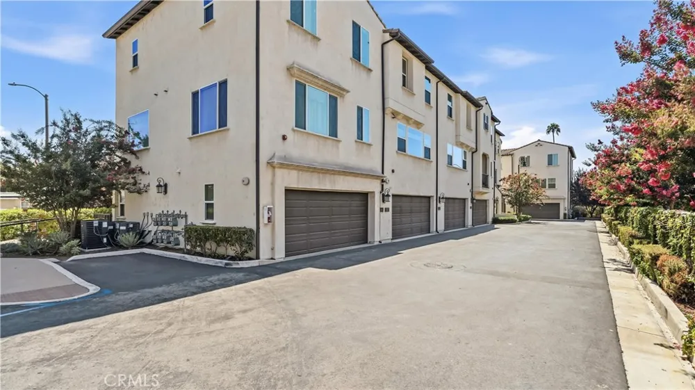 3383 Lynd Arcadia, CA 91006
