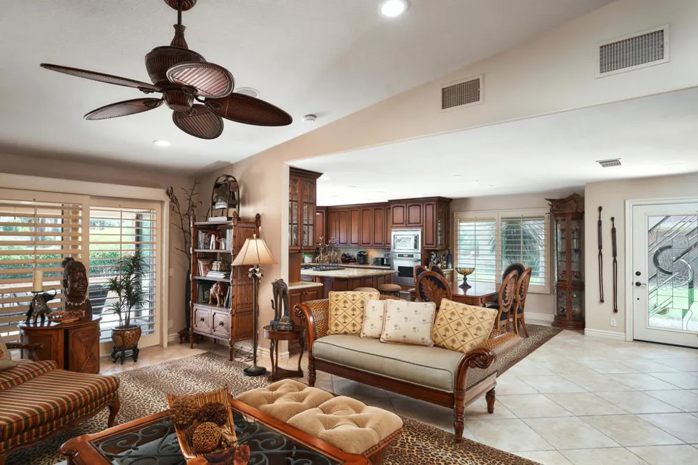 99 Conejo Circle Palm Desert, CA 92260