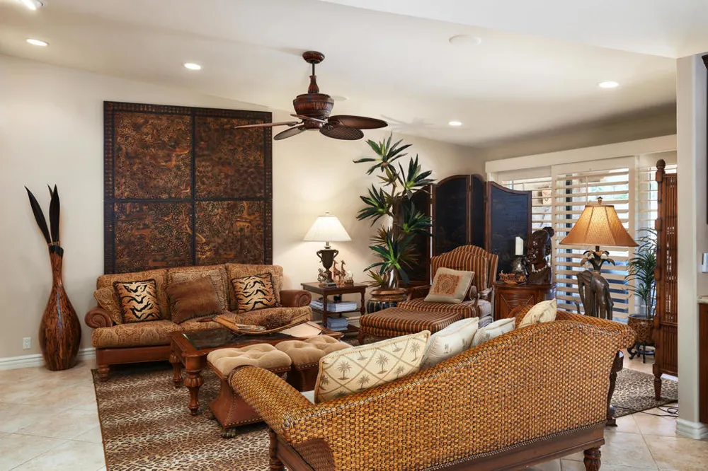 99 Conejo Circle Palm Desert, CA 92260