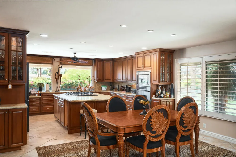 99 Conejo Circle Palm Desert, CA 92260