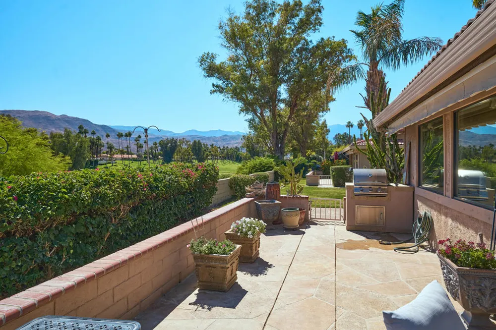 99 Conejo Circle Palm Desert, CA 92260