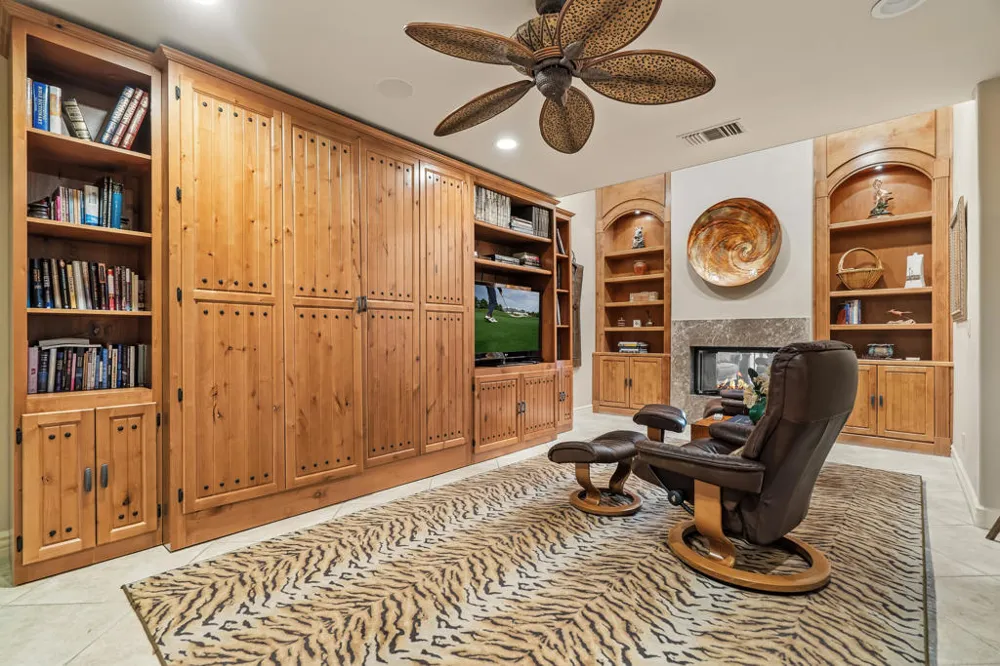 99 Conejo Circle Palm Desert, CA 92260