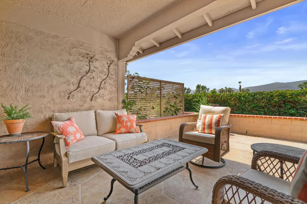 99 Conejo Circle Palm Desert, CA 92260