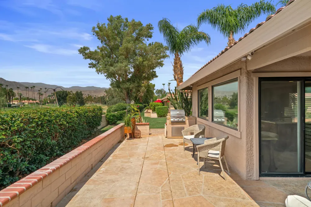 99 Conejo Circle Palm Desert, CA 92260