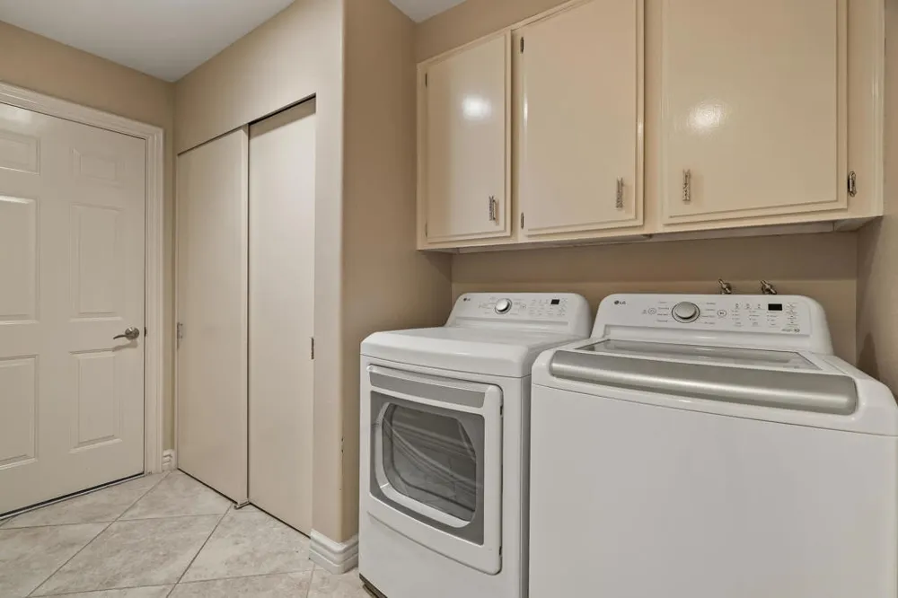 99 Conejo Circle Palm Desert, CA 92260