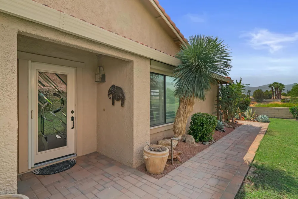 99 Conejo Circle Palm Desert, CA 92260
