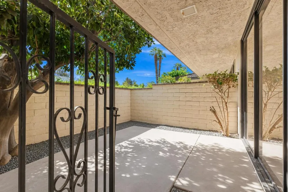 21 Dartmouth Drive Rancho Mirage, CA 92270
