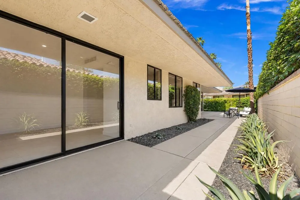 21 Dartmouth Drive Rancho Mirage, CA 92270