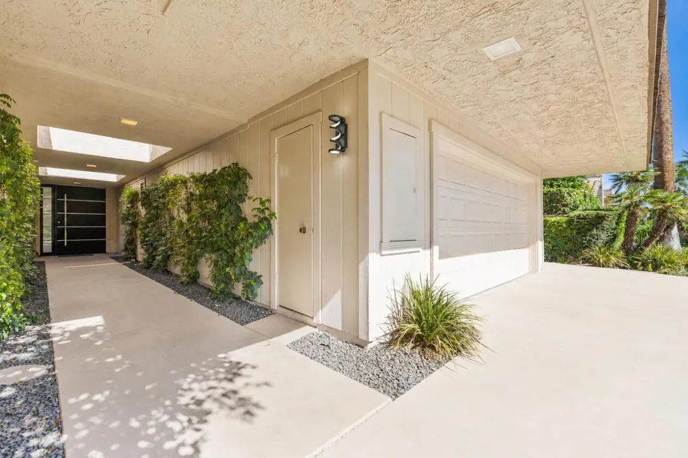 21 Dartmouth Drive Rancho Mirage, CA 92270