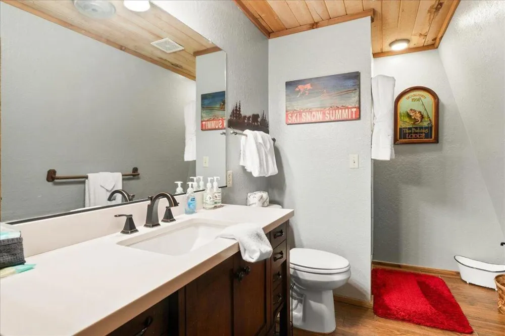 572 Ponderosa Drive Big Bear, CA 92315