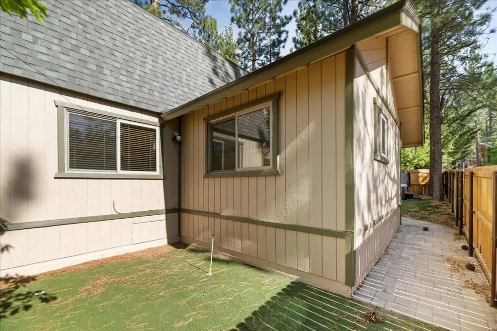 572 Ponderosa Drive Big Bear, CA 92315