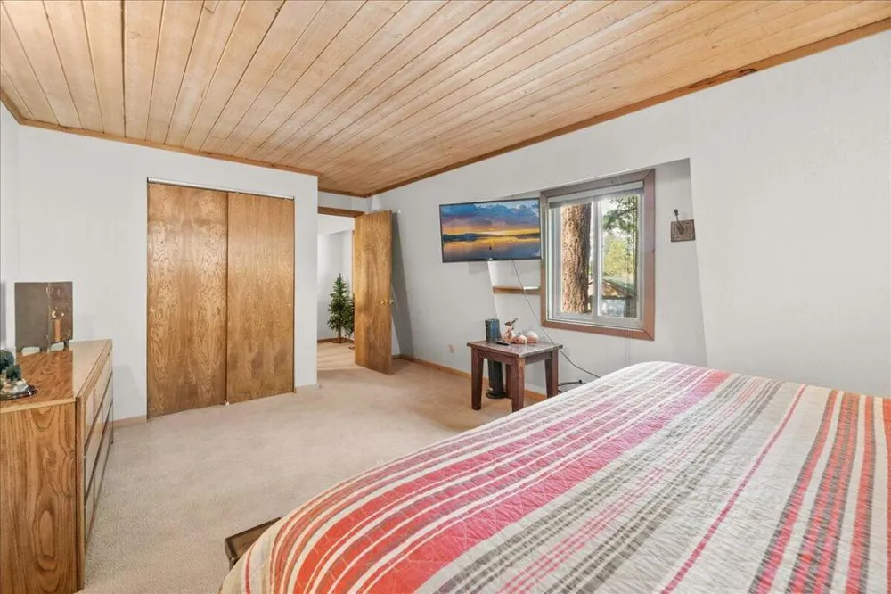 572 Ponderosa Drive Big Bear, CA 92315
