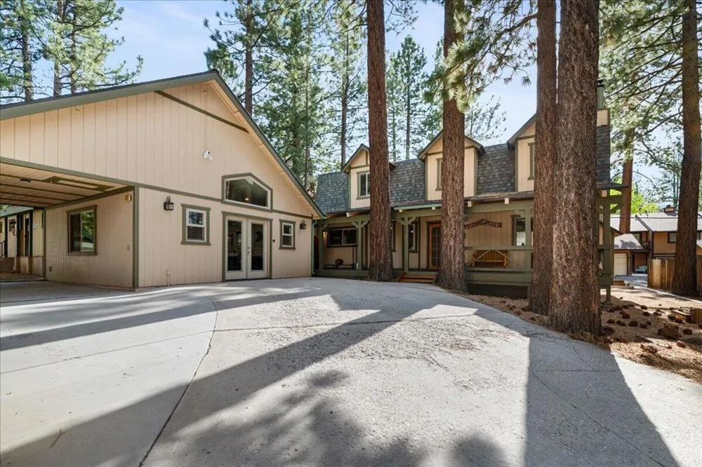 572 Ponderosa Drive Big Bear, CA 92315