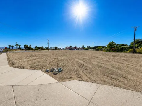 50529 Grapefruit Boulevard