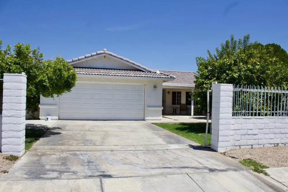 30650 Avenida Del Yermo Cathedral City, CA 92234