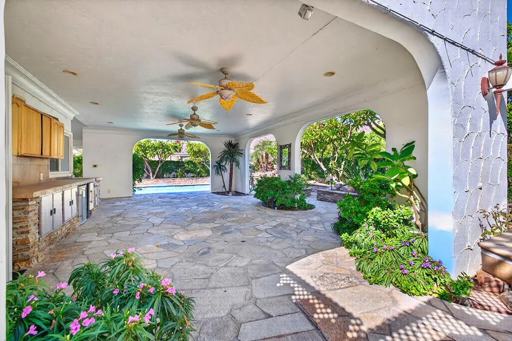 48825 Avenida Anselmo La Quinta, CA 92253