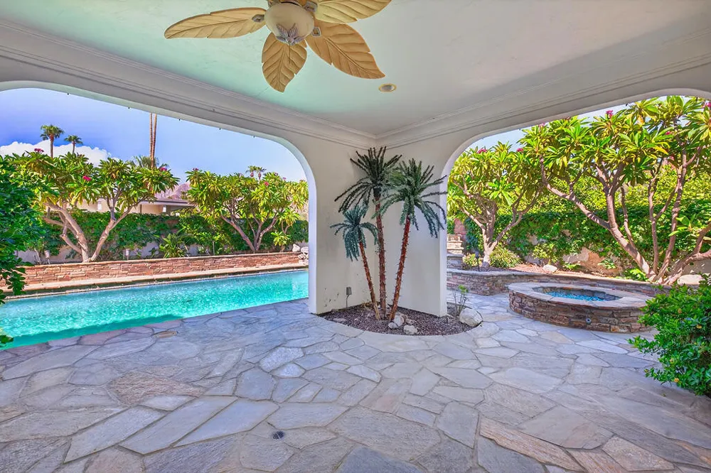 48825 Avenida Anselmo La Quinta, CA 92253