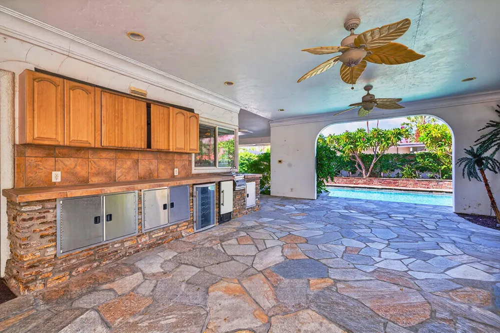 48825 Avenida Anselmo La Quinta, CA 92253
