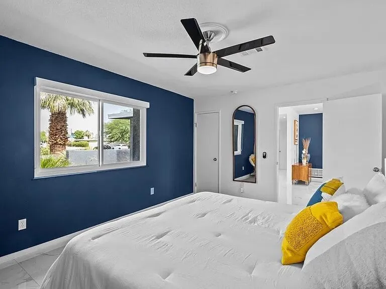 2190 Whitewater Club Drive Palm Springs, CA 92262