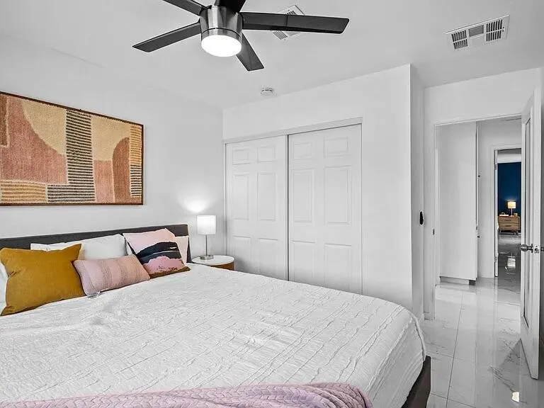 2190 Whitewater Club Drive Palm Springs, CA 92262