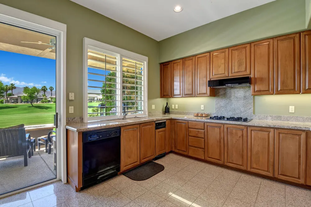 383 Desert Holly Drive Palm Desert, CA 92211