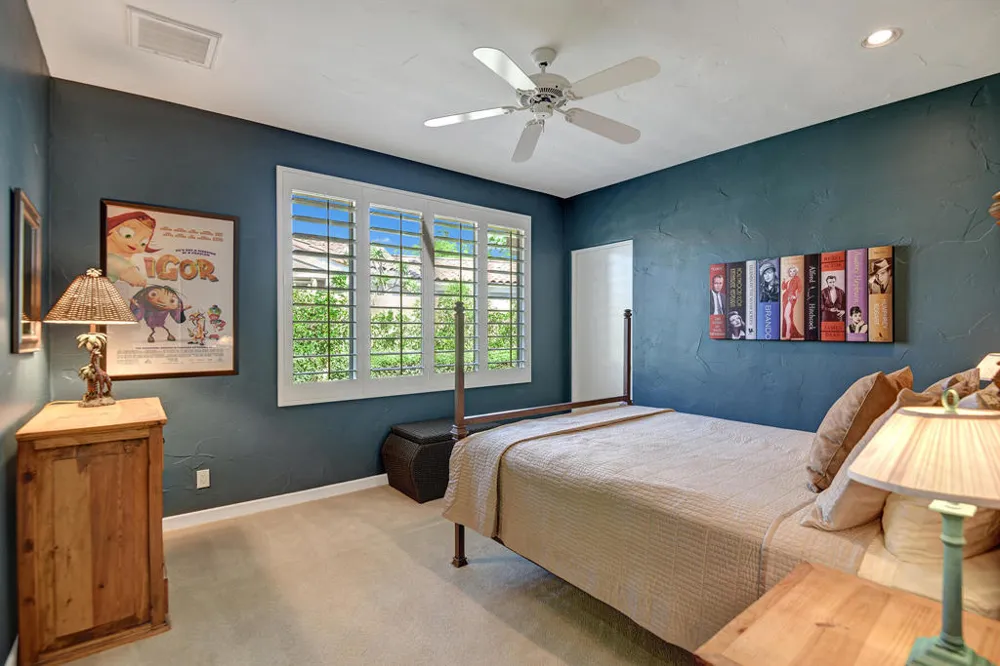 383 Desert Holly Drive Palm Desert, CA 92211