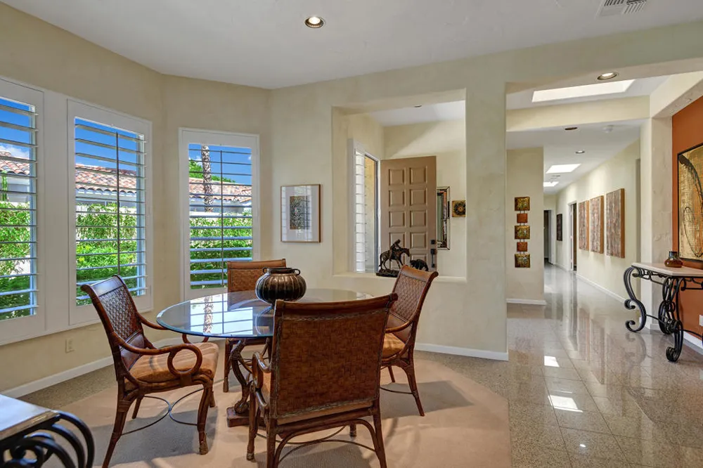 383 Desert Holly Drive Palm Desert, CA 92211